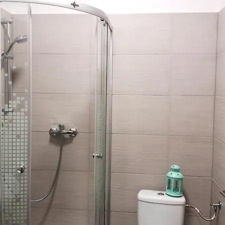 شقة Staszica 6 By Zen4guest - Old Town Walk - 6 Bedrooms فروتسواف